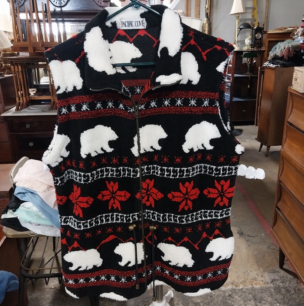 Vtg Pacific Cove Black and White Fleece Polar Bear Vest